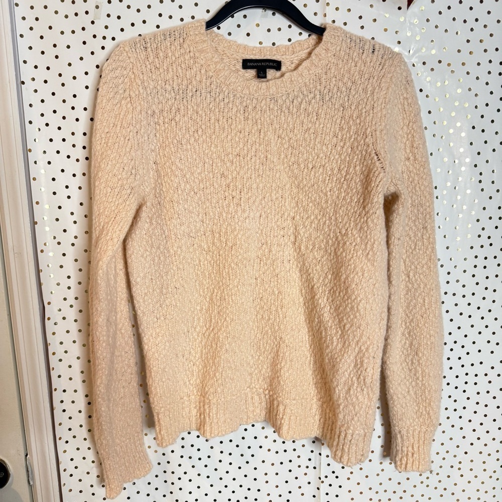Banana Republic Soft Cream Crew Neck Sweater
